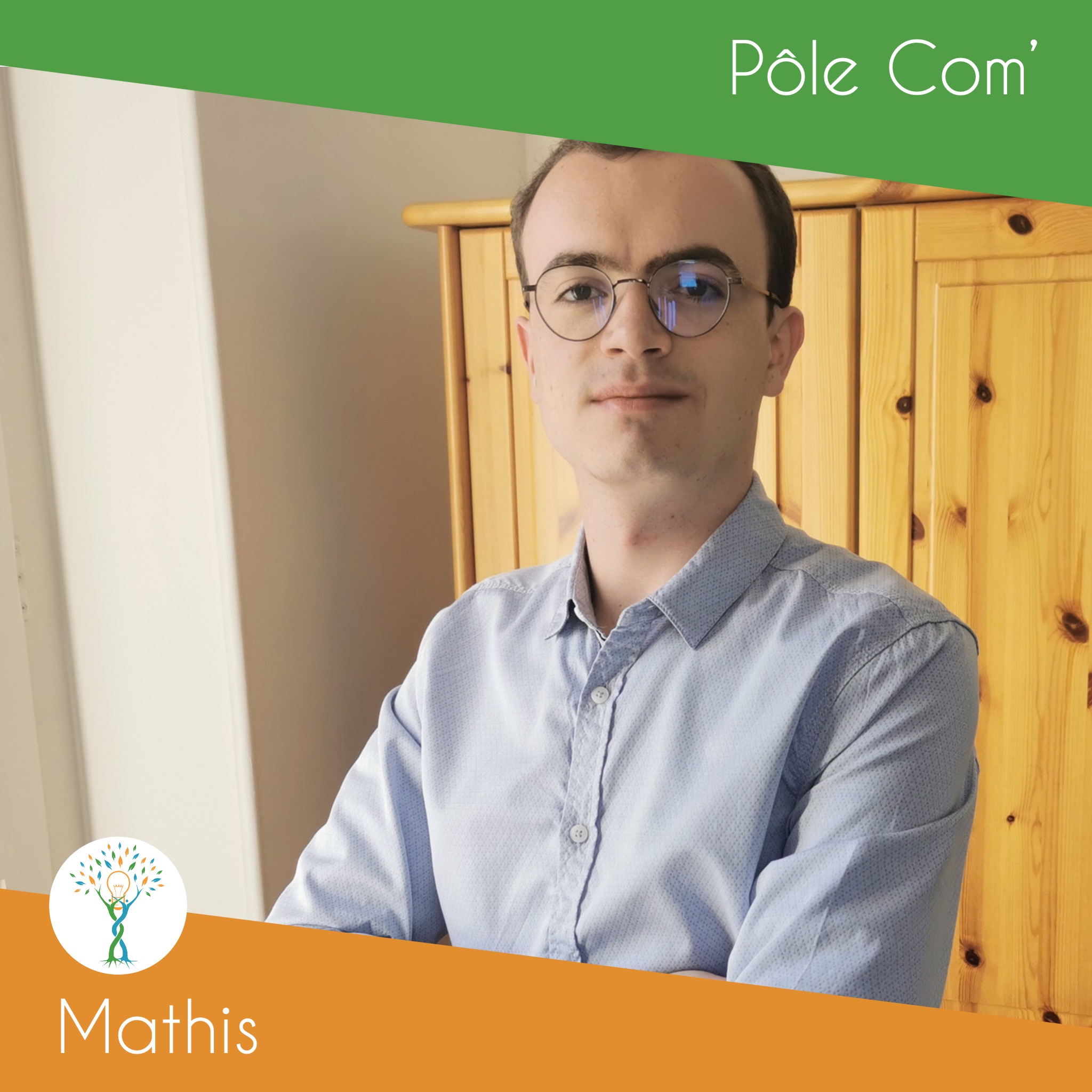 Photo d'un membre du Pôle Com'